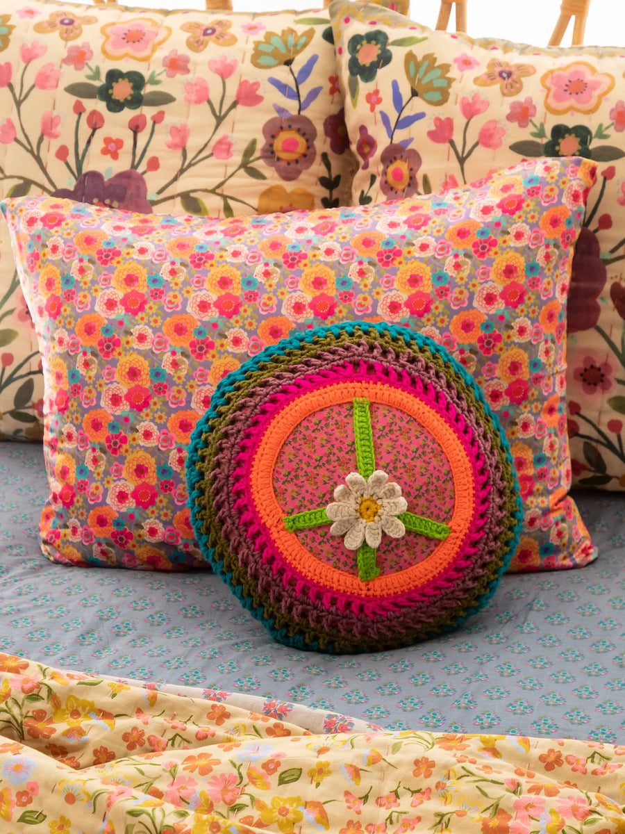 Tree of Life pillow – new overlay crochet pattern