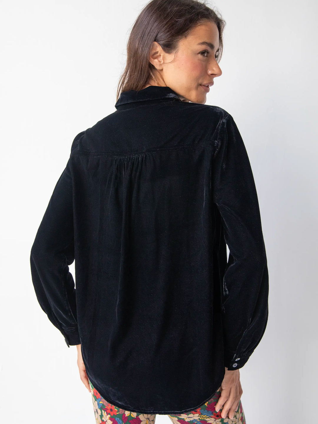 Vintage store Rayon Velvet Shirt Top Black Button Down