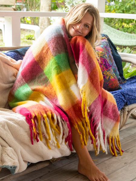 Cuddle Up Throw Blanket - Rainbow