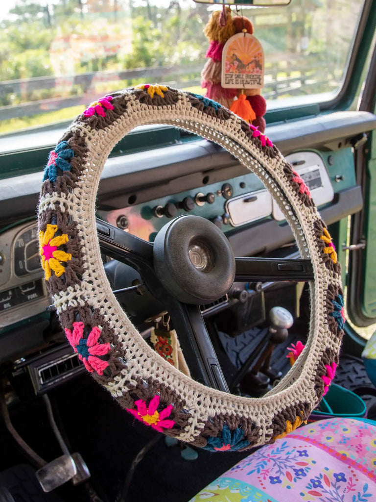 Your Guide to Cute Steering Wheel Covers