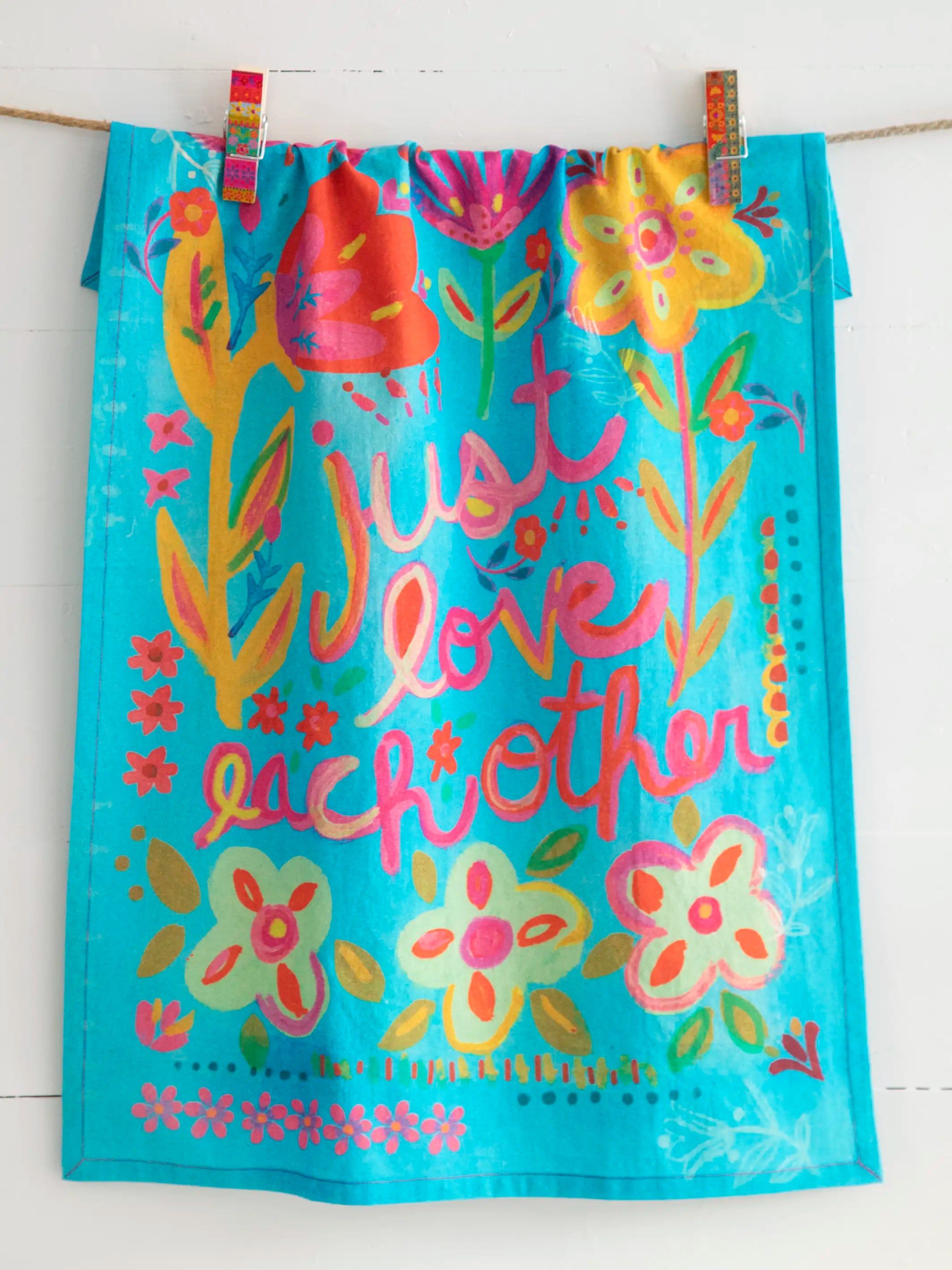 Kitchen Dish Towel - Love Each Other