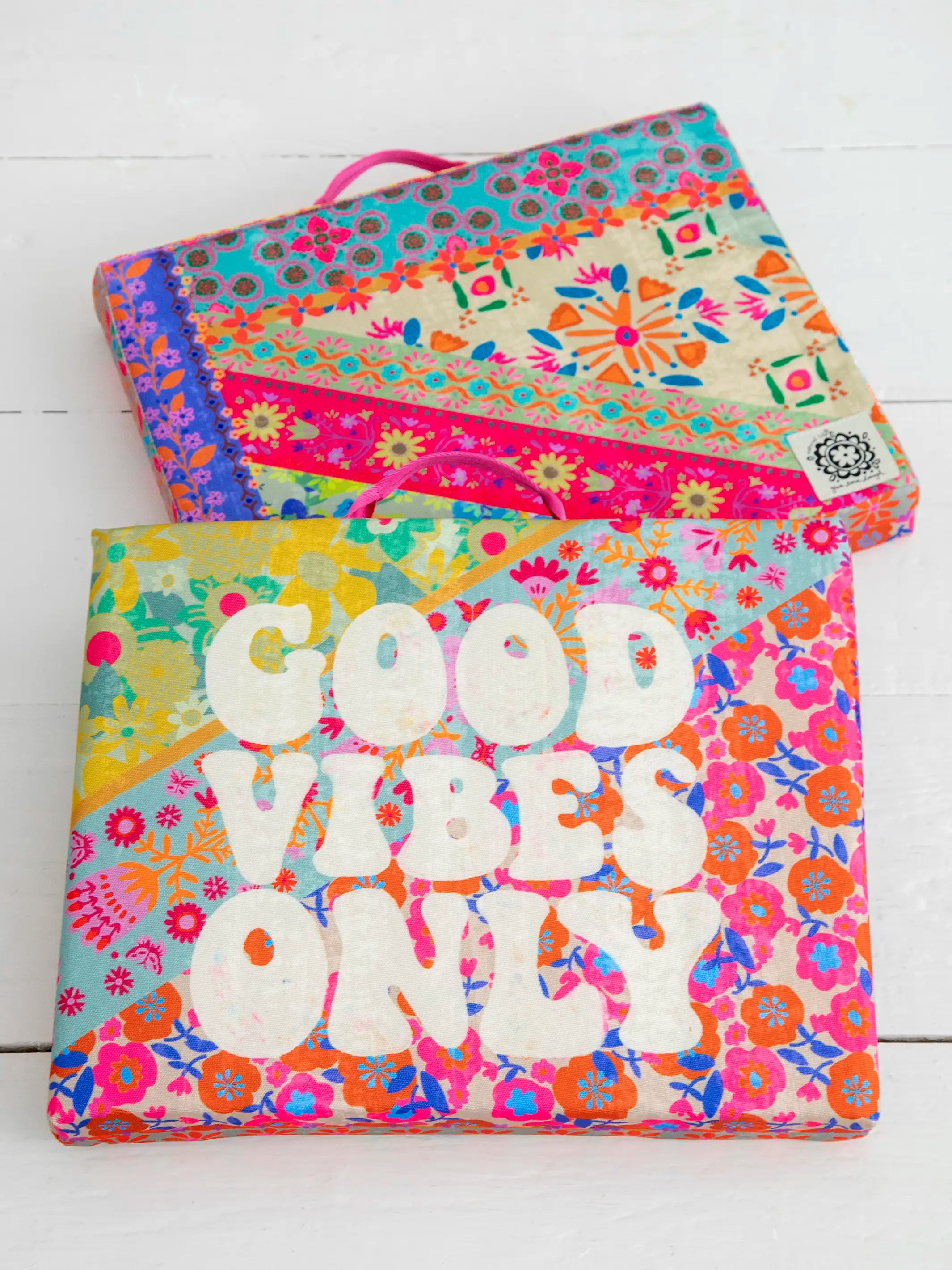 Bleacher Seat Cushion - Good Vibes Only