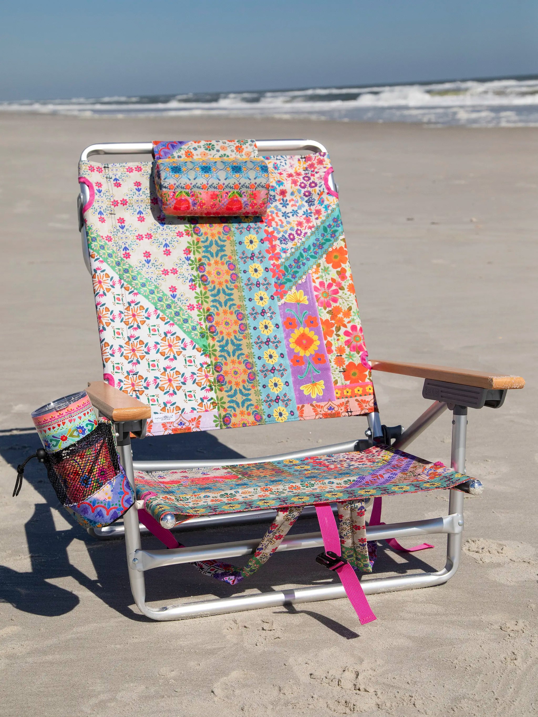 Backpack Beach Chair - Folk Flower Patchwork – Natural Life