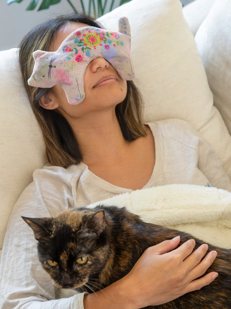 Shaped Weighted Eye Mask - Cat-view 1