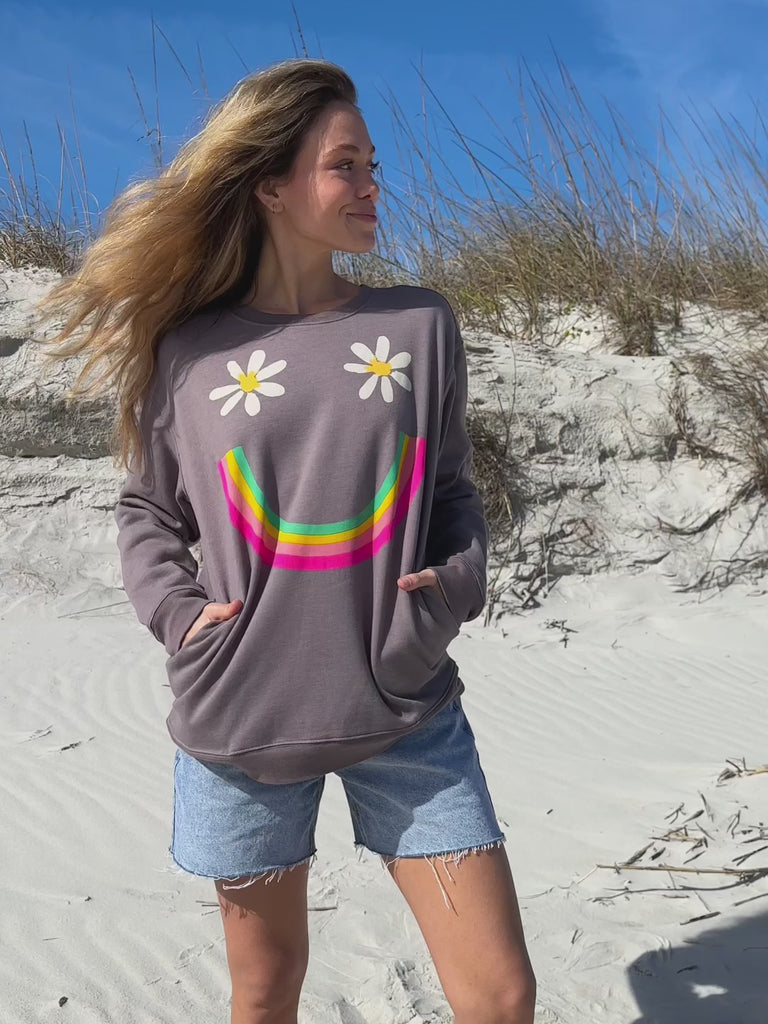 Comfy Pocket Sweatshirt - Smiley-view 3